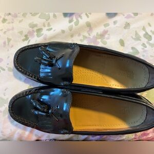 Shiny Black Women's Loafers